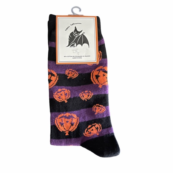 3/$20 Purple and Black Pumpkin Socks! - Picture 3 of 3